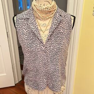 Allison Taylor Sz S 100% Silk Lavender $ Navy Cheetah Print Top